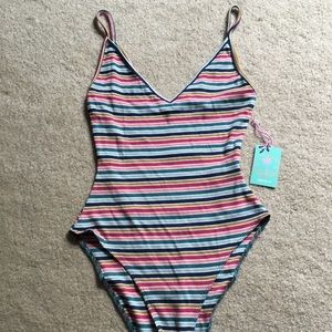 NEW! Forever 21 bodysuit size small with tags